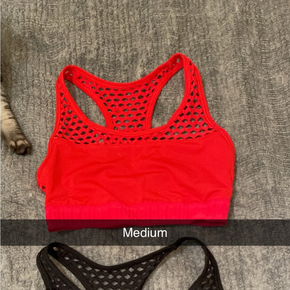 Victoria secret pink sports bra size medium